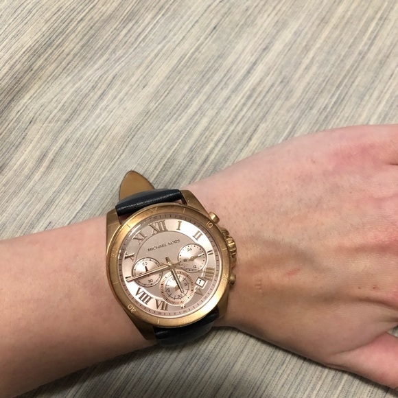 Michael Kors watch - Picture 2 of 4
